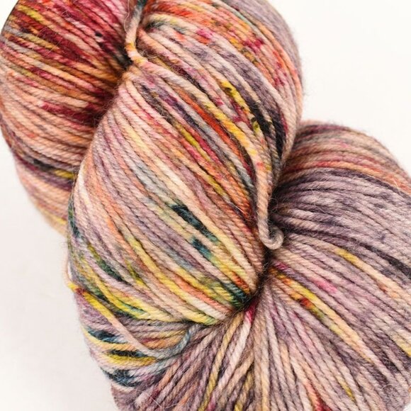 Fuse Fiber Studio Fuse Sock Yarn Superwash Merino Wool Nylon Hand Dyed Bonfire - Picture 2 of 3